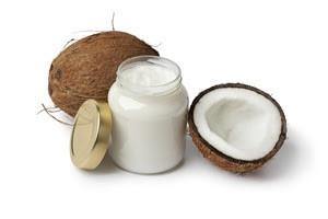 4 Things We LOVE About Coconut Oil